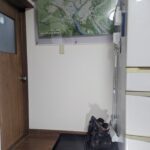 ブーツ置き場 (リビングに置き場を確保し乾燥可能）